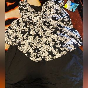 Plus size two piece bathing suit; new with tags.